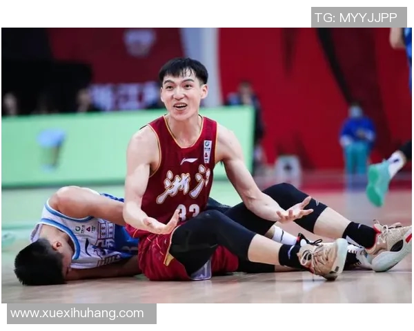 吴前三分命中率达到40展现出色投篮能力助力球队争胜