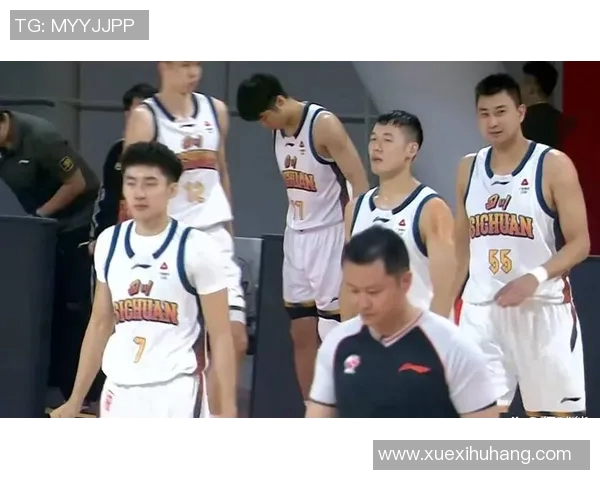 八一男篮再胜广东迎来四连胜，登顶CBA积分榜，成为不败神话的最大黑马